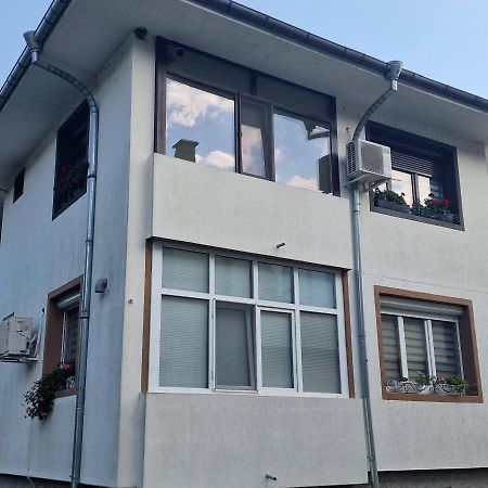 Z-Apartment In Трявна Екстер'єр фото