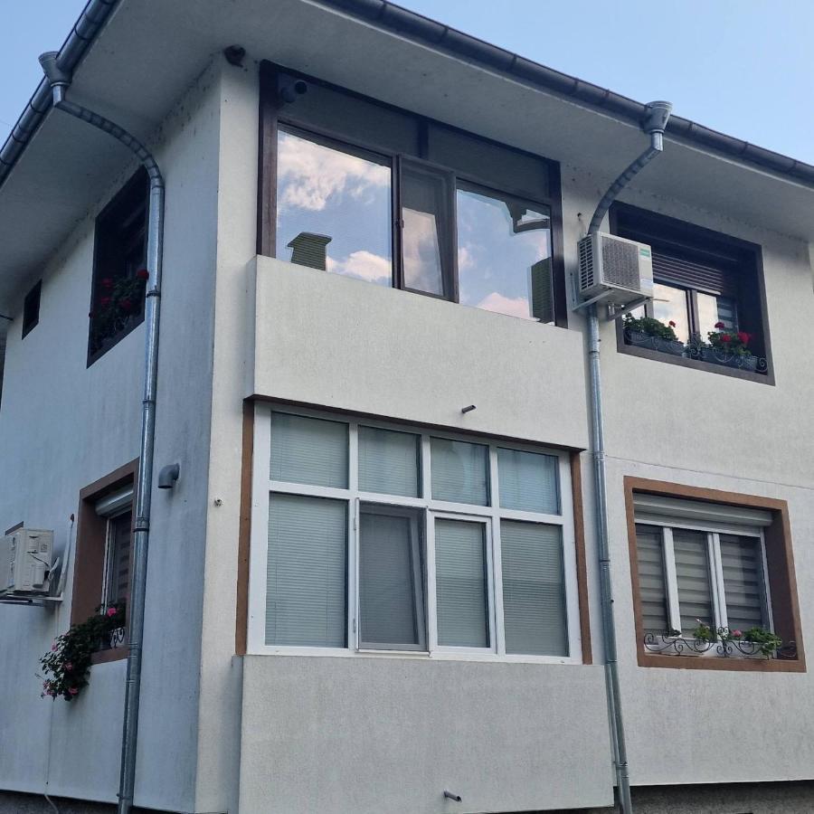 Z-Apartment In Трявна Екстер'єр фото
